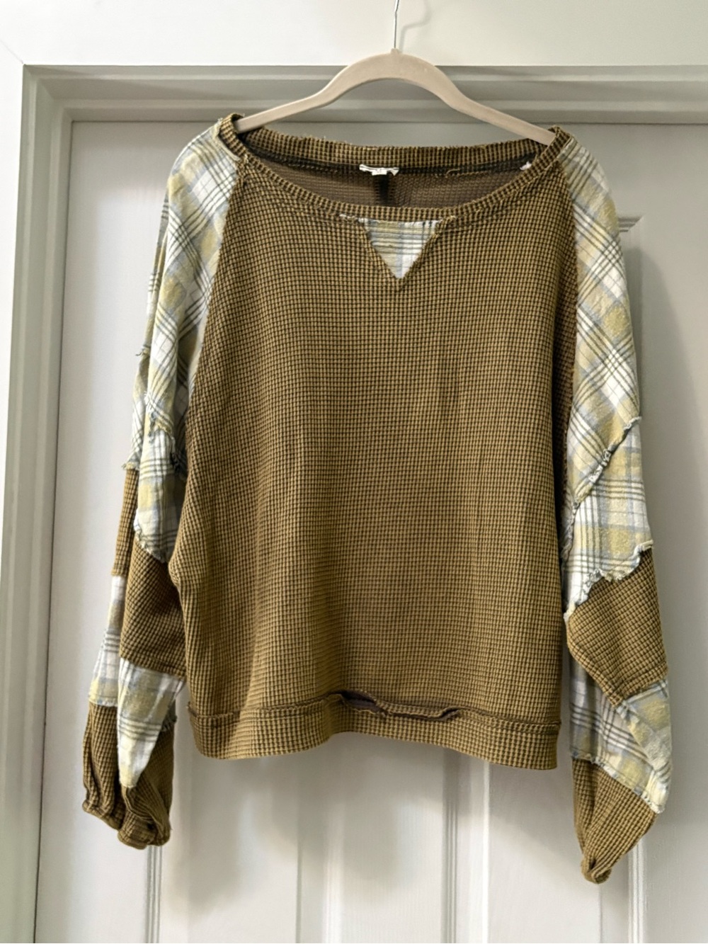POL Olive Waffle-Knit Crewneck with Plaid Sleeve Panels